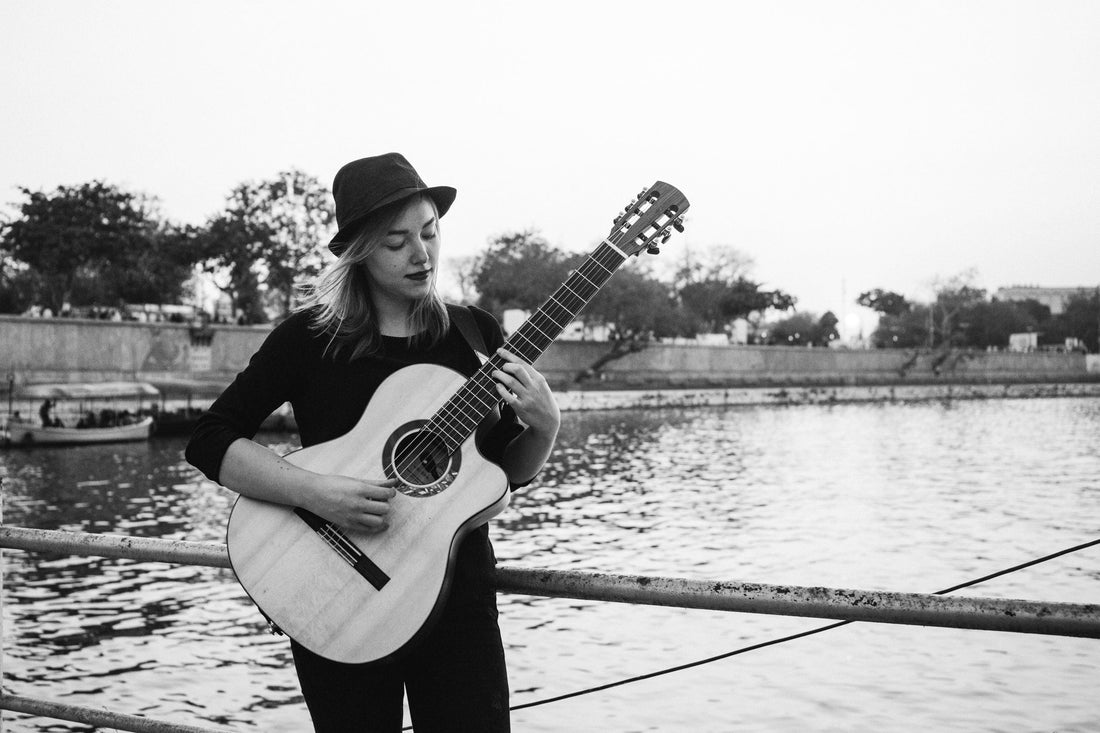 Dormiveglia: My Original Fingerstyle Guitar Piece About the Space Between Sleep and Waking